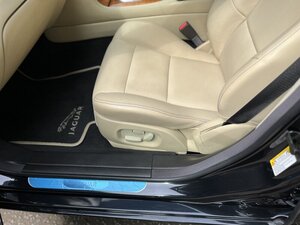 Jaguar XJ XJR Portfolio