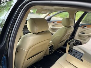 Jaguar XJ XJR Portfolio