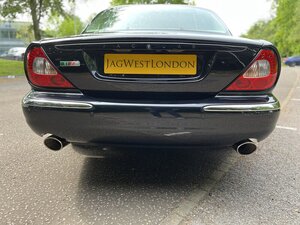 Jaguar XJ XJR Portfolio