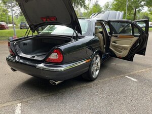 Jaguar XJ XJR Portfolio