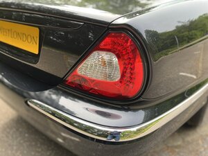 Jaguar XJ XJR Portfolio