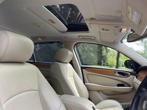 Jaguar XJ XJR Portfolio