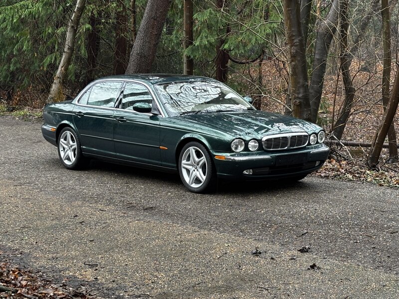 Jaguar Super V8 LWB 4.2