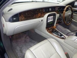 Jaguar Super V8 LWB 4.2