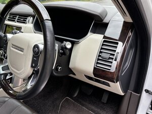 Land Rover Range Rover 5.0 Range Rover Autobiography Black V8 AUTO 5dr