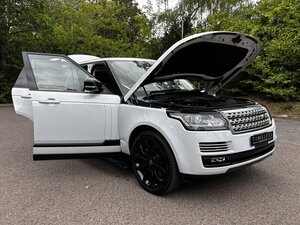 Land Rover Range Rover 5.0 Range Rover Autobiography Black V8 AUTO 5dr