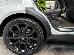 Land Rover Range Rover 5.0 Range Rover Autobiography Black V8 AUTO 5dr