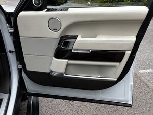 Land Rover Range Rover 5.0 Range Rover Autobiography Black V8 AUTO 5dr