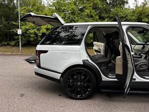 Land Rover Range Rover 5.0 Range Rover Autobiography Black V8 AUTO 5dr