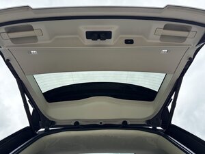 Land Rover Range Rover 5.0 Range Rover Autobiography Black V8 AUTO 5dr
