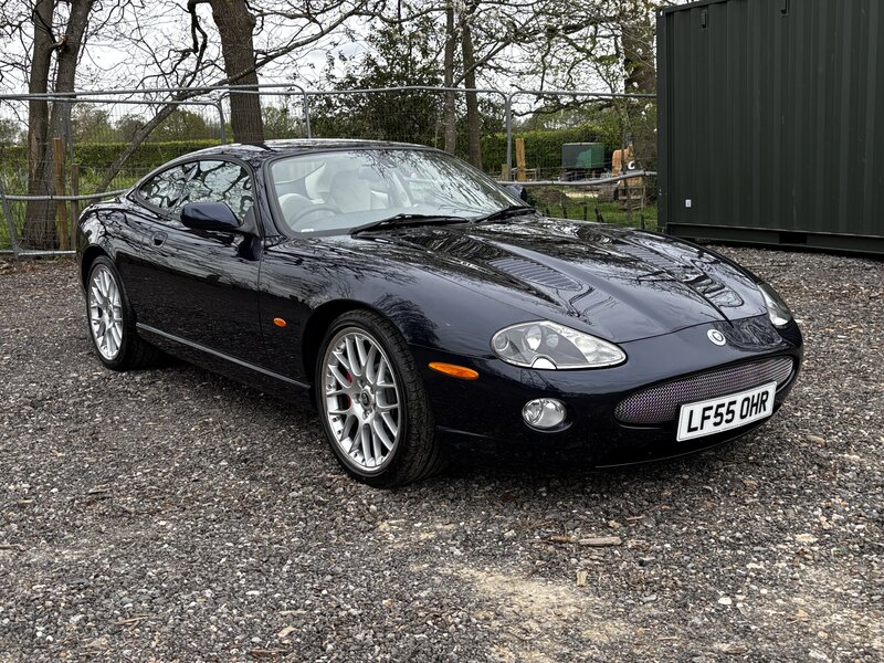 Jaguar XKR-S Supercharged 4.2