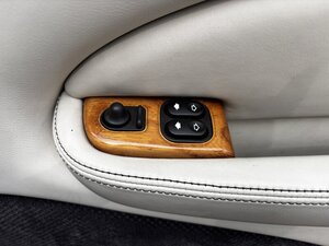 Jaguar XKR-S Supercharged 4.2