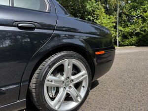Jaguar S Type R 4.2