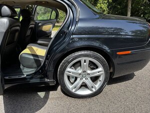 Jaguar S Type R 4.2