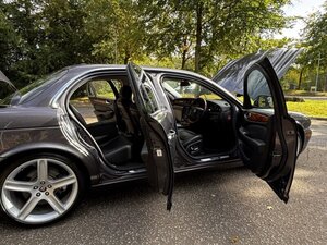 Jaguar Sovereign 4.2 V8 SWB X358