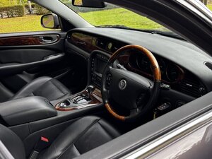 Jaguar Sovereign 4.2 V8 SWB X358