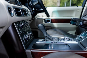Land Rover Range Rover TO Westminster SPEC  