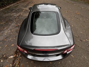 Jaguar XKR Portfolio 4.2