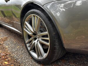 Jaguar XKR Portfolio 4.2