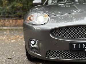 Jaguar XKR Portfolio 4.2