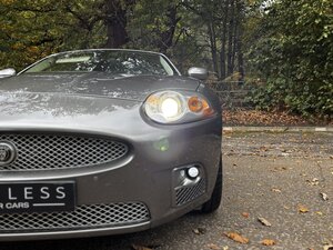 Jaguar XKR Portfolio 4.2