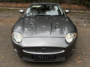 Jaguar XKR Portfolio 4.2