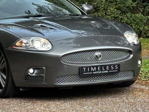 Jaguar XKR Portfolio 4.2