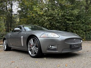 Jaguar XKR Portfolio 4.2