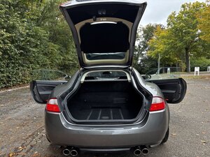 Jaguar XKR Portfolio 4.2