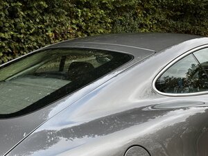 Jaguar XKR Portfolio 4.2