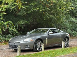 Jaguar XKR Portfolio 4.2