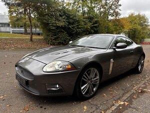 Jaguar XKR Portfolio 4.2