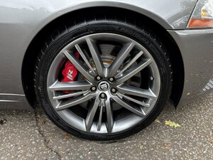 Jaguar XKR Portfolio 4.2