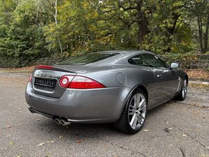 Jaguar XKR Portfolio 4.2