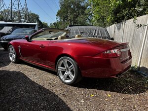 Jaguar XKR Supercharged 4.2