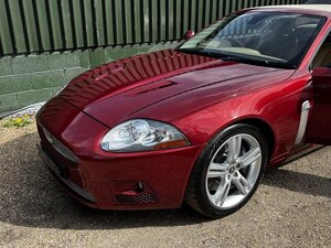 Jaguar XKR Supercharged 4.2