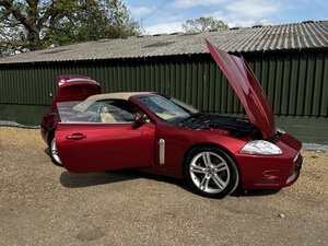 Jaguar XKR Supercharged 4.2