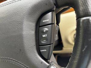 Jaguar XJR Portfolio 4.2