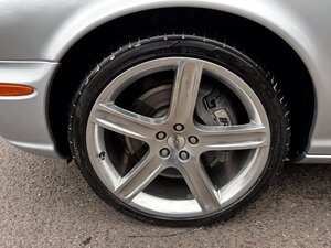 Jaguar XJR Portfolio 4.2