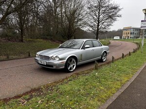 Jaguar XJR Portfolio 4.2
