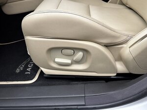 Jaguar XJR Portfolio 4.2