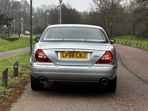 Jaguar XJR Portfolio 4.2