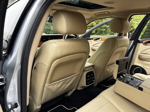 Jaguar XJR Portfolio 4.2