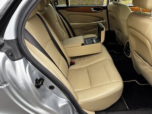 Jaguar XJR Portfolio 4.2