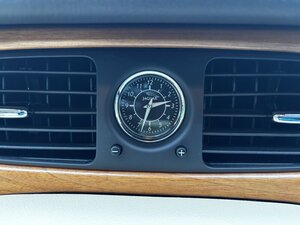 Jaguar XJR Portfolio 4.2