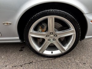 Jaguar XJR Portfolio 4.2