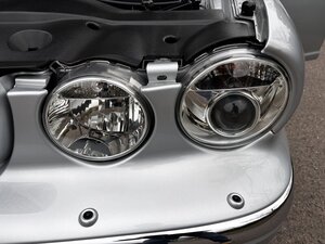 Jaguar XJR Portfolio 4.2