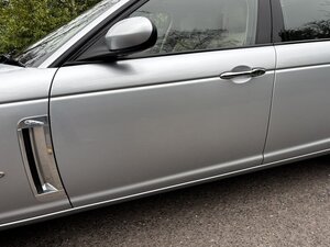 Jaguar XJR Portfolio 4.2