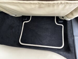 Jaguar XJR Portfolio 4.2