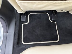 Jaguar XJR Portfolio 4.2